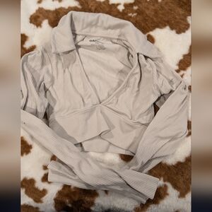 🎉Garage Women's Light Gray Striped Crop Top